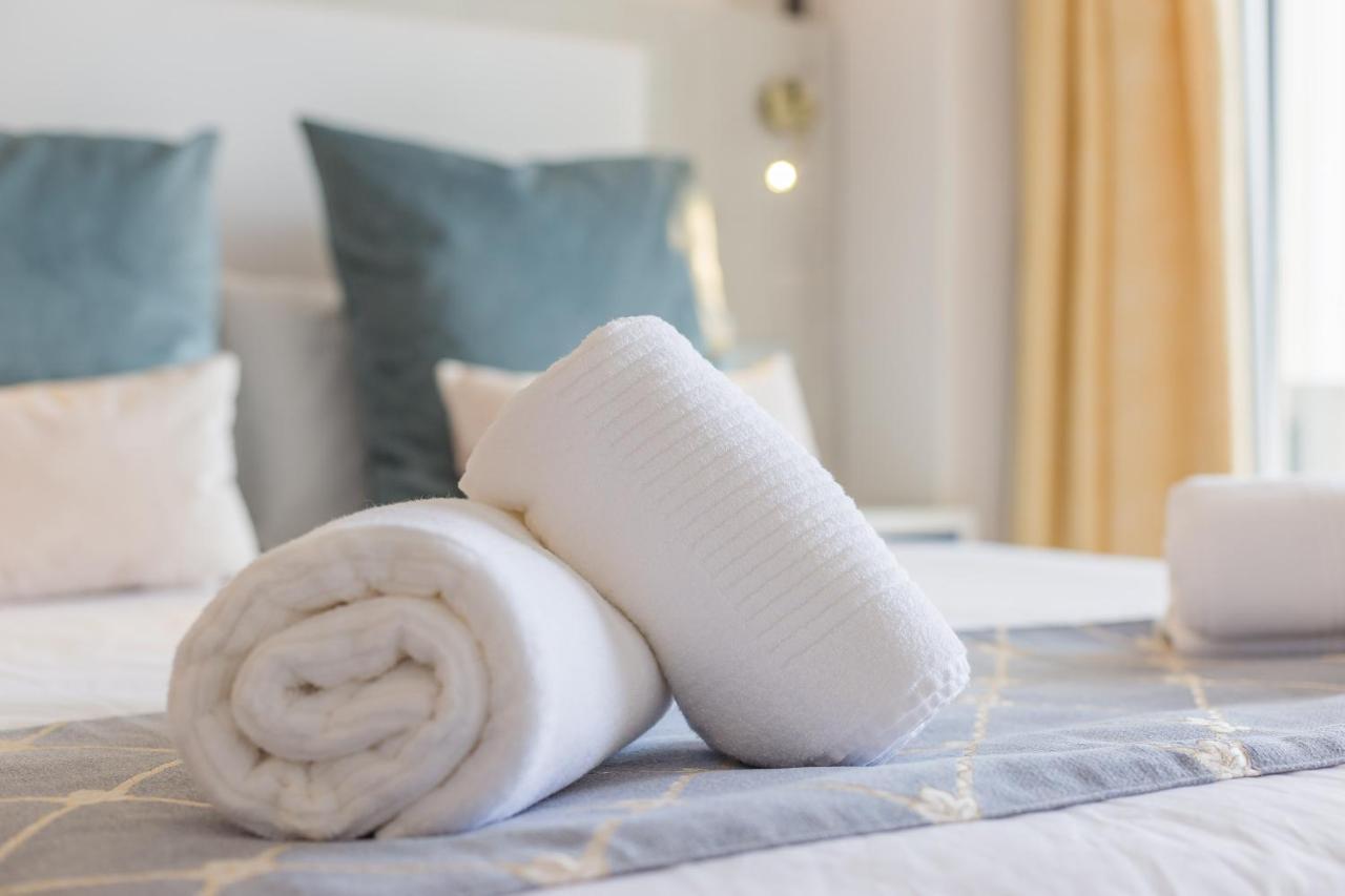 New Studio In Stella Maris With Stunning Sea Views Фуeнхирола Екстериор снимка