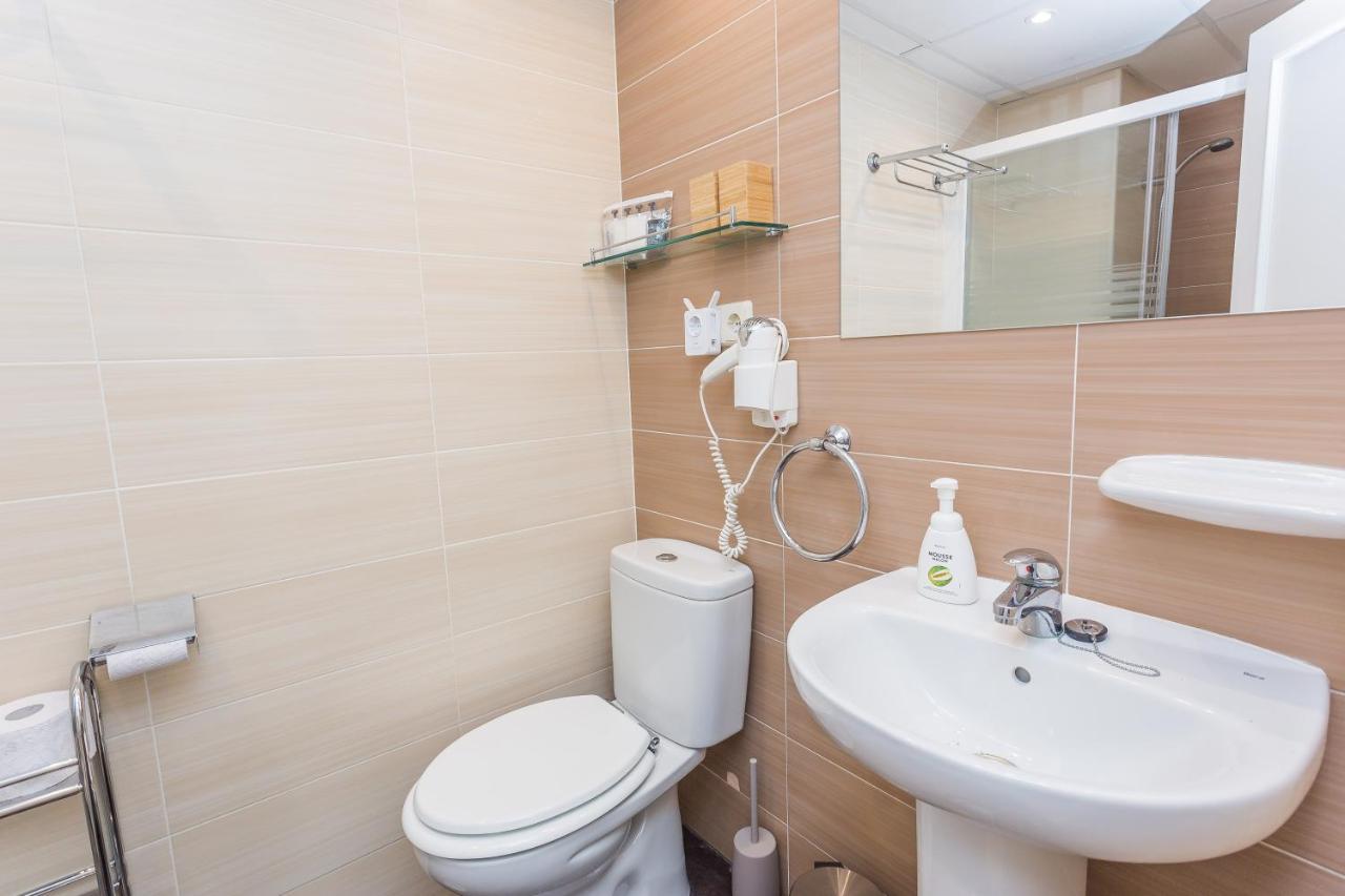 New Studio In Stella Maris With Stunning Sea Views Фуeнхирола Екстериор снимка