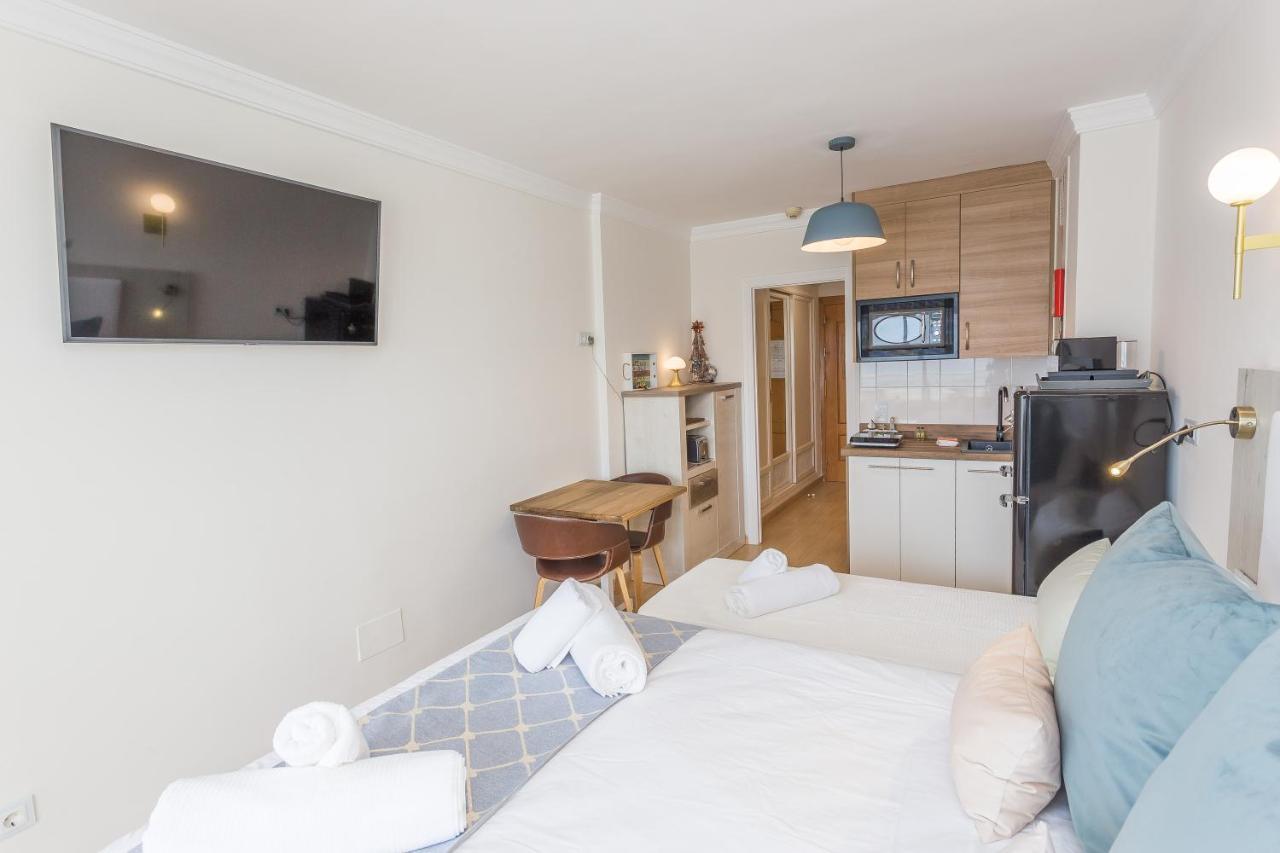 New Studio In Stella Maris With Stunning Sea Views Фуeнхирола Екстериор снимка