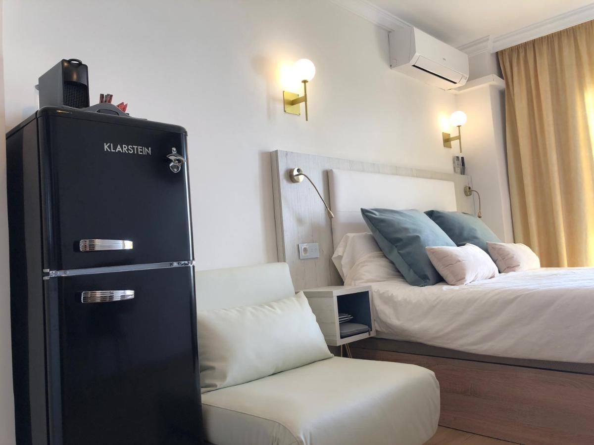 New Studio In Stella Maris With Stunning Sea Views Фуeнхирола Екстериор снимка